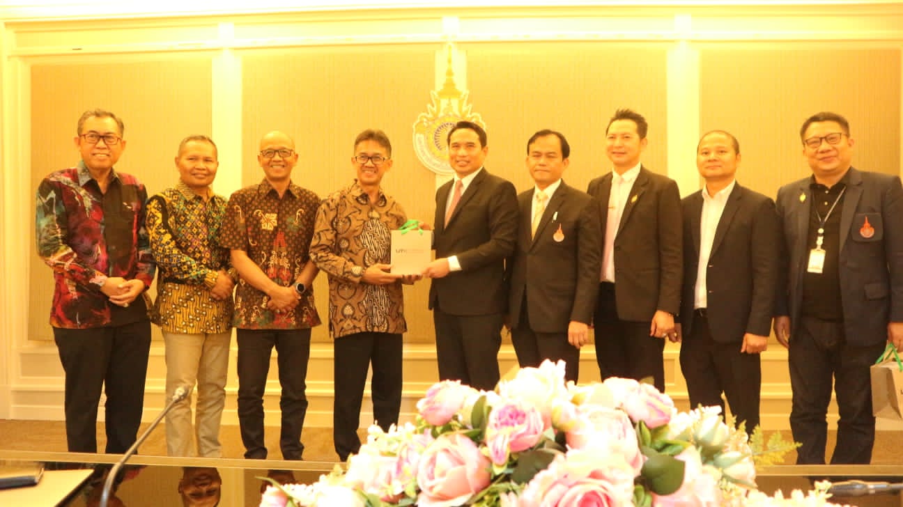 Chancellor of RMUTK Bangkok Expects Lots of Real Collaboration with PTS Yogya